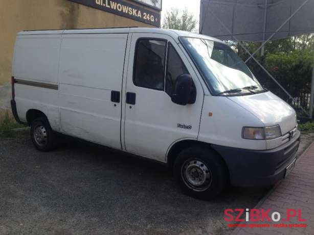 1999' Peugeot photo #1