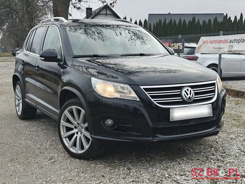2009' Volkswagen Tiguan photo #1