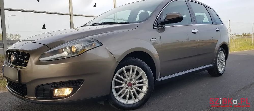 2008' Fiat Croma photo #3