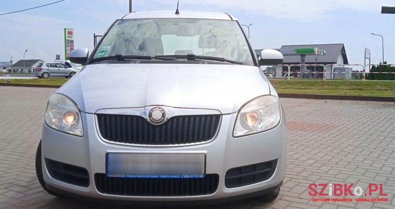 2008' Skoda Roomster 1.2 12V Style photo #2