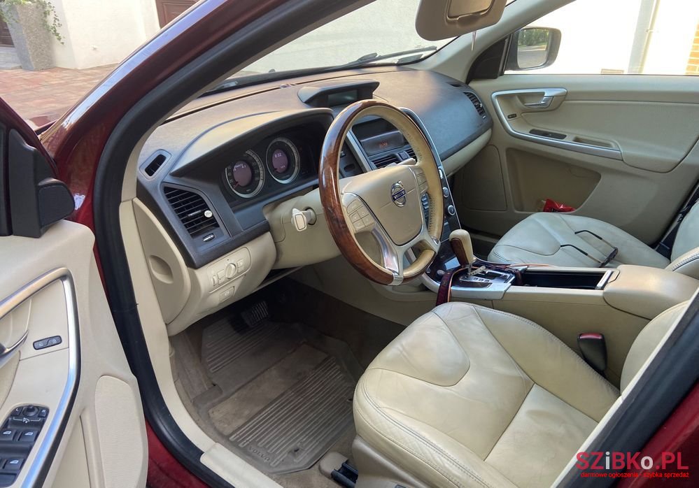 2010' Volvo Xc 60 photo #1