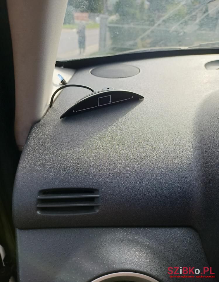 2009' Citroen C3 photo #3