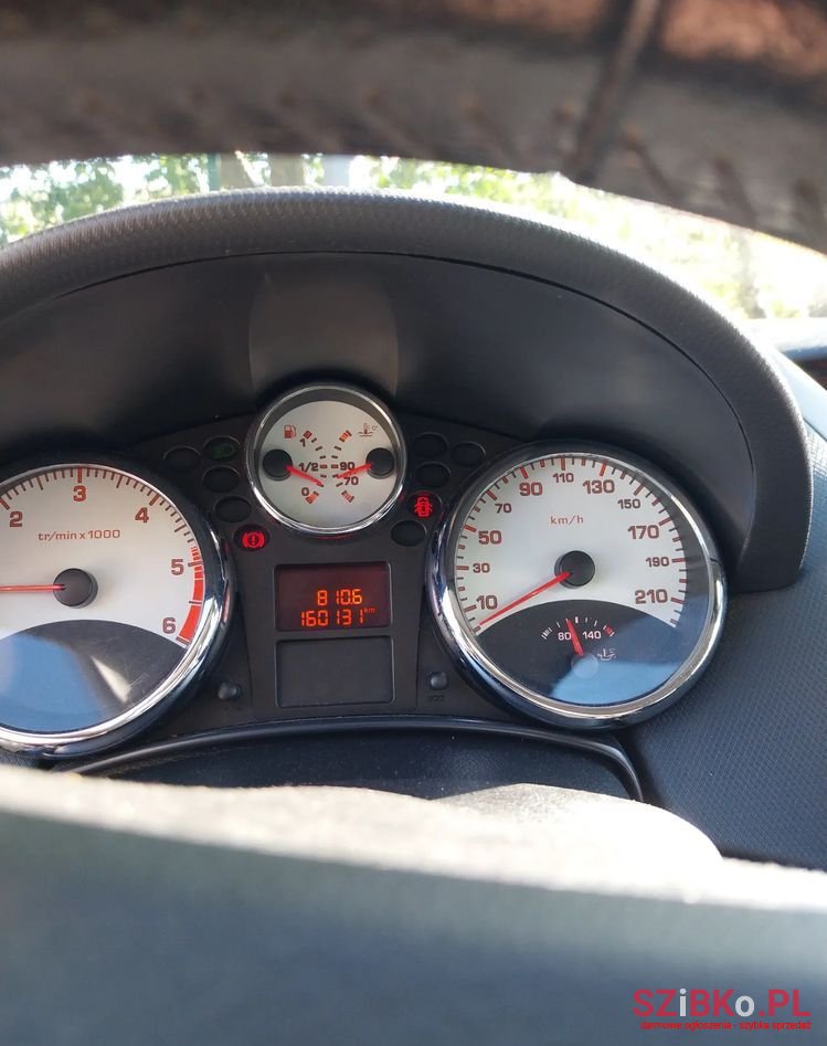 2006' Peugeot 207 1.6 Hdi Trendy photo #1