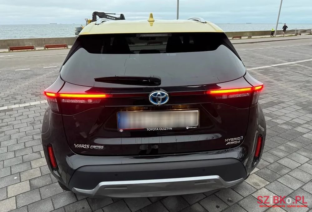 2022' Toyota Yaris photo #6