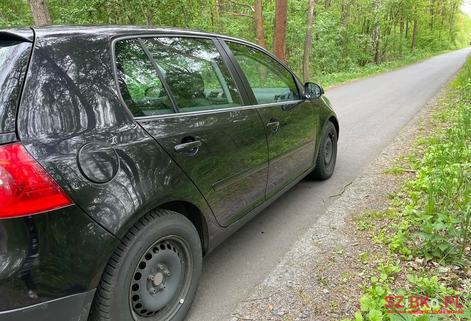 2006' Volkswagen Golf photo #4