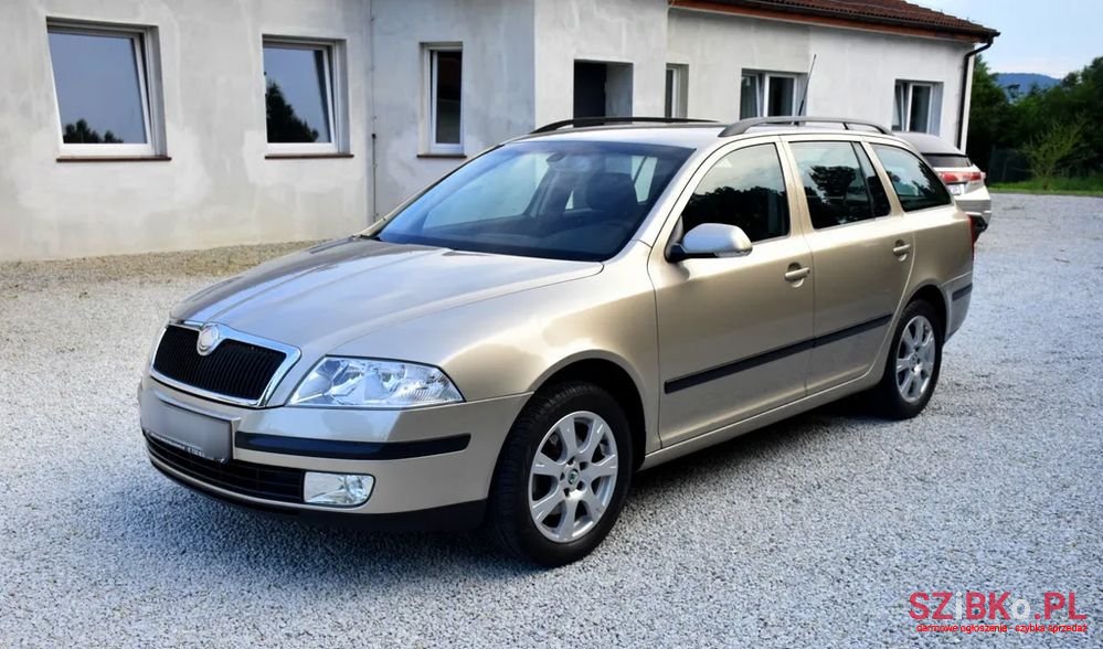 2005' Skoda Octavia 2.0 Fsi Elegance Tiptr photo #4