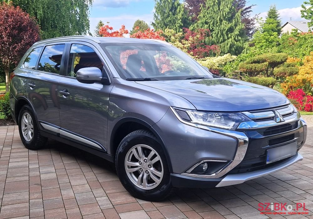 2017' Mitsubishi Outlander 2.0 Invite + 2Wd photo #1