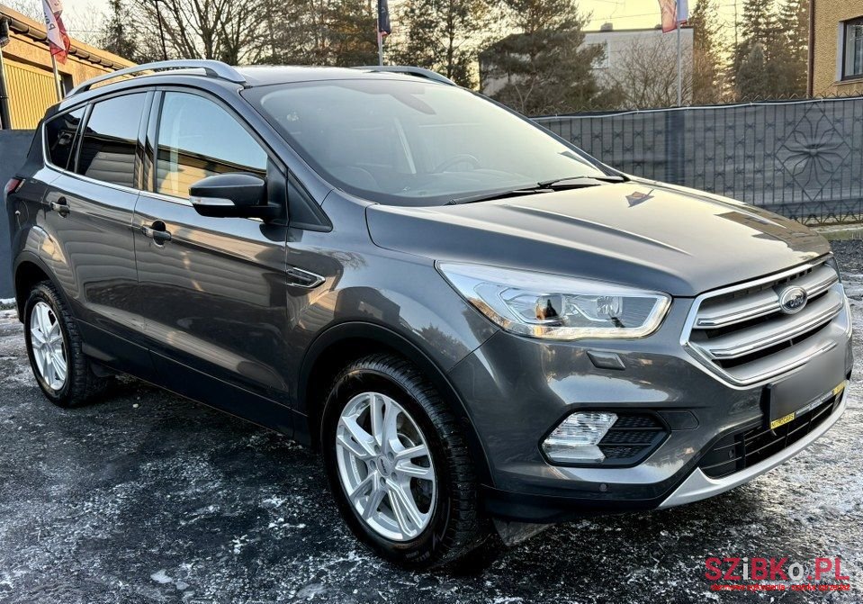 2019' Ford Kuga 2.0 Tdci 4X2 Titanium photo #5