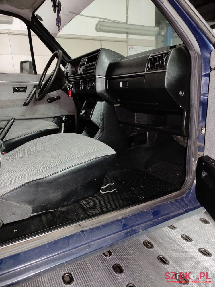 1987' Volkswagen Jetta 1.8 Cl photo #3