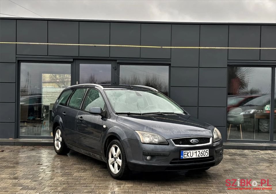 2007' Ford Focus photo #3