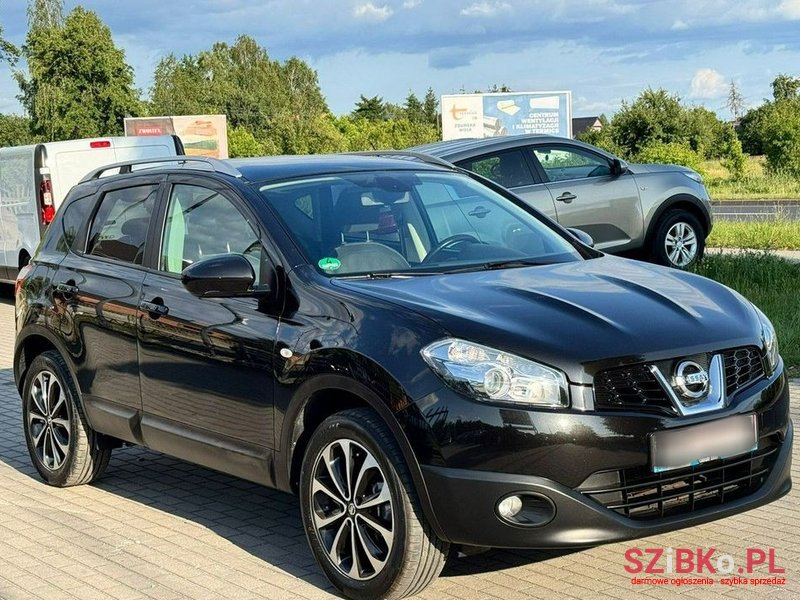 2010' Nissan Qashqai 1.6 Tekna photo #2
