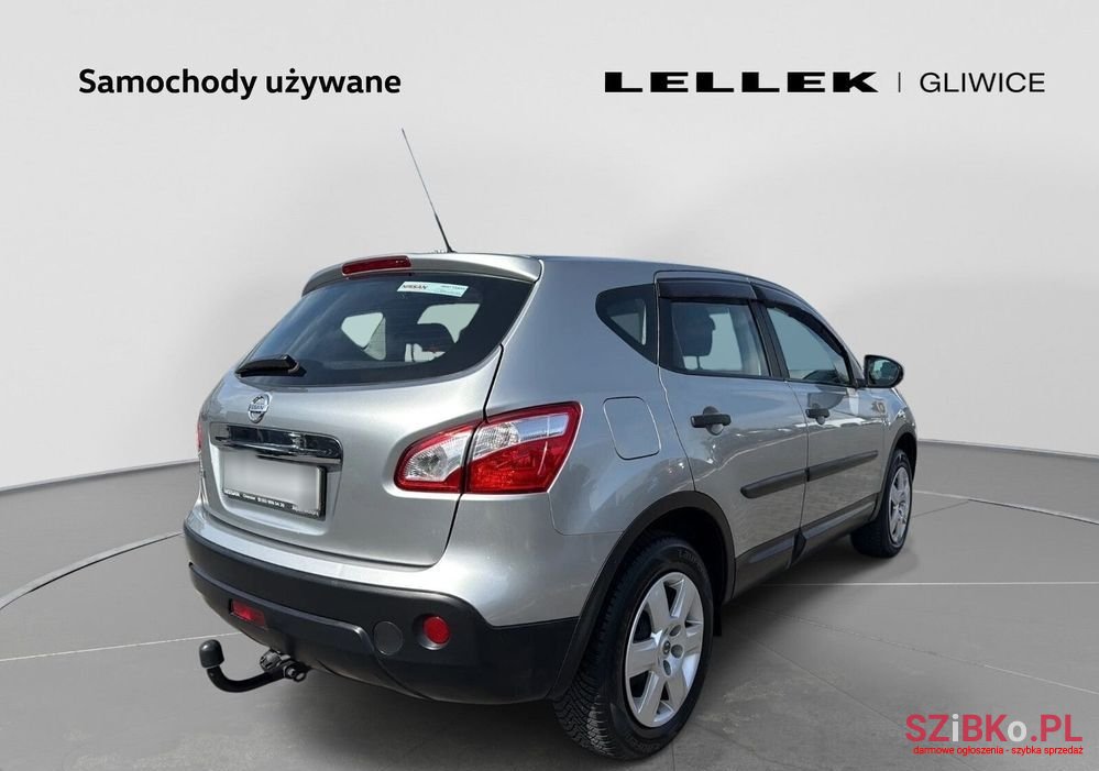 2010' Nissan Qashqai 1.6 Visia photo #6