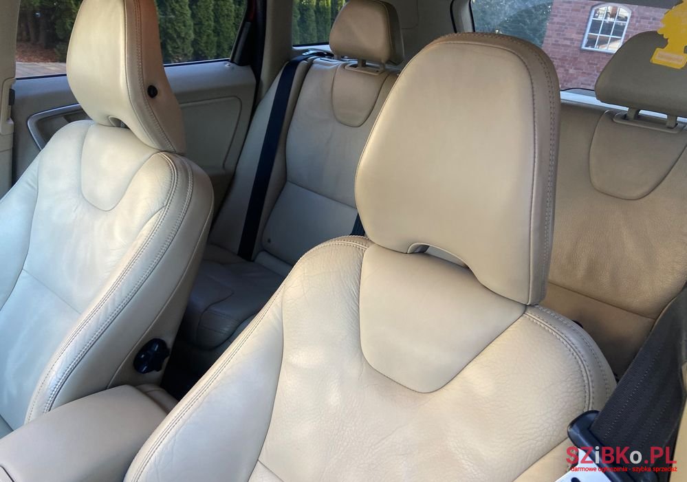 2010' Volvo Xc 60 photo #3