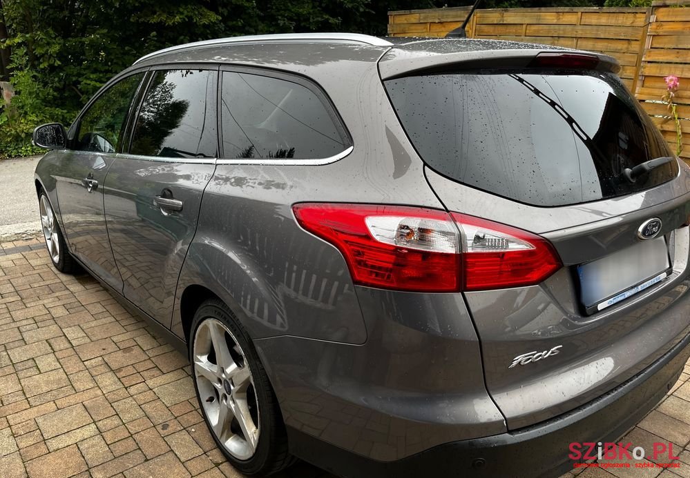 2011' Ford Focus photo #6