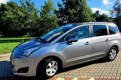 2016' Peugeot 5008