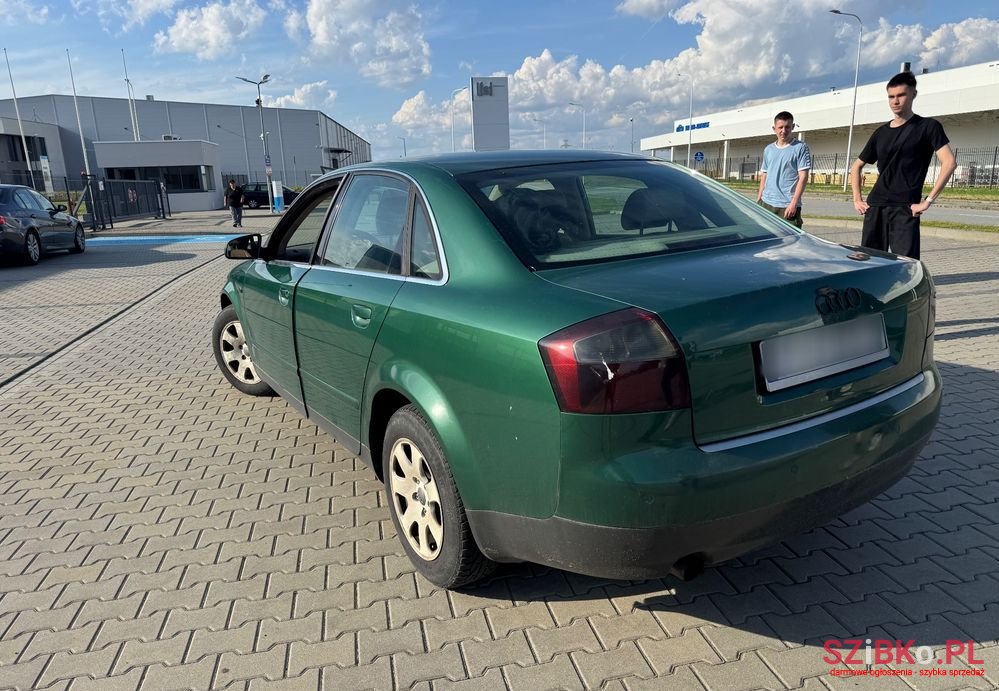 2002' Audi A4 2.0 Multitronic photo #5