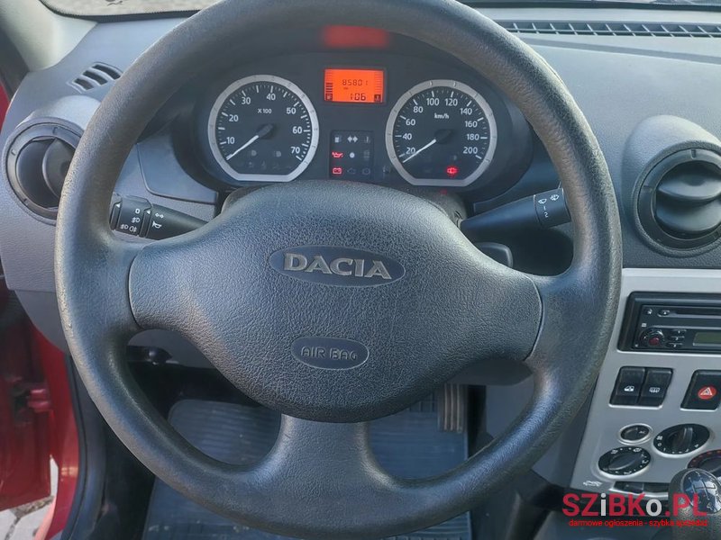 2007' Dacia Logan photo #5