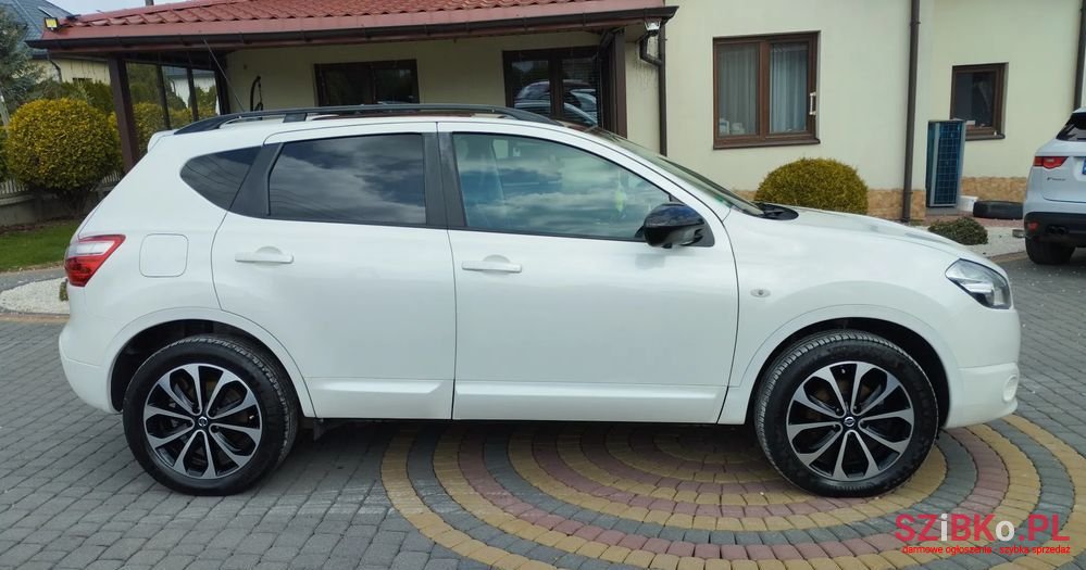 2013' Nissan Qashqai 1.6 Dci 4X4 N-Tec photo #2