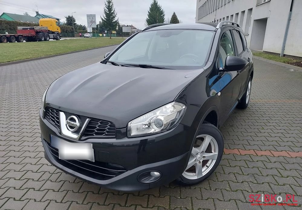2011' Nissan Qashqai 1.6 Tekna photo #1