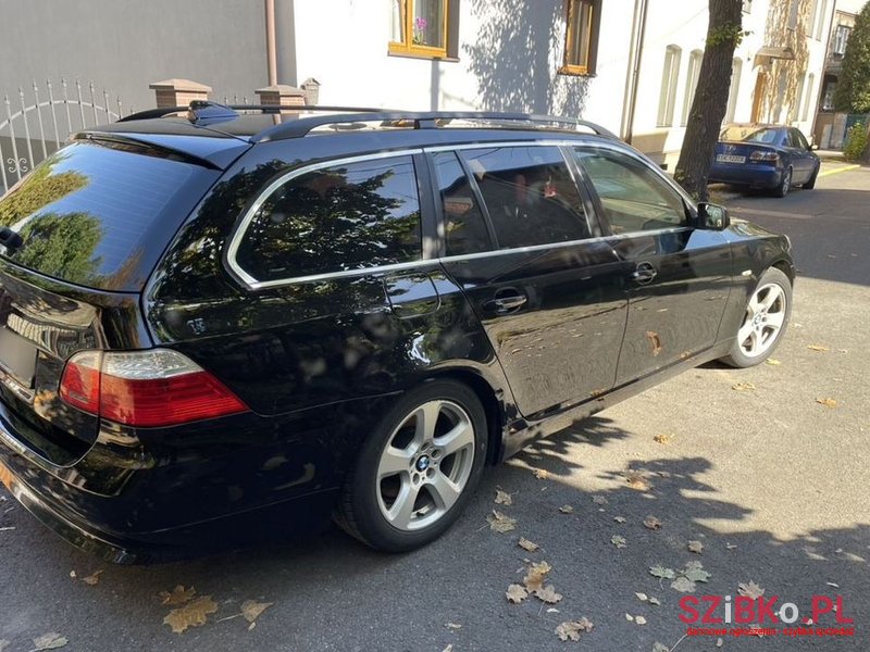 2009' BMW 5 Series 525D Xdrive Touring photo #6