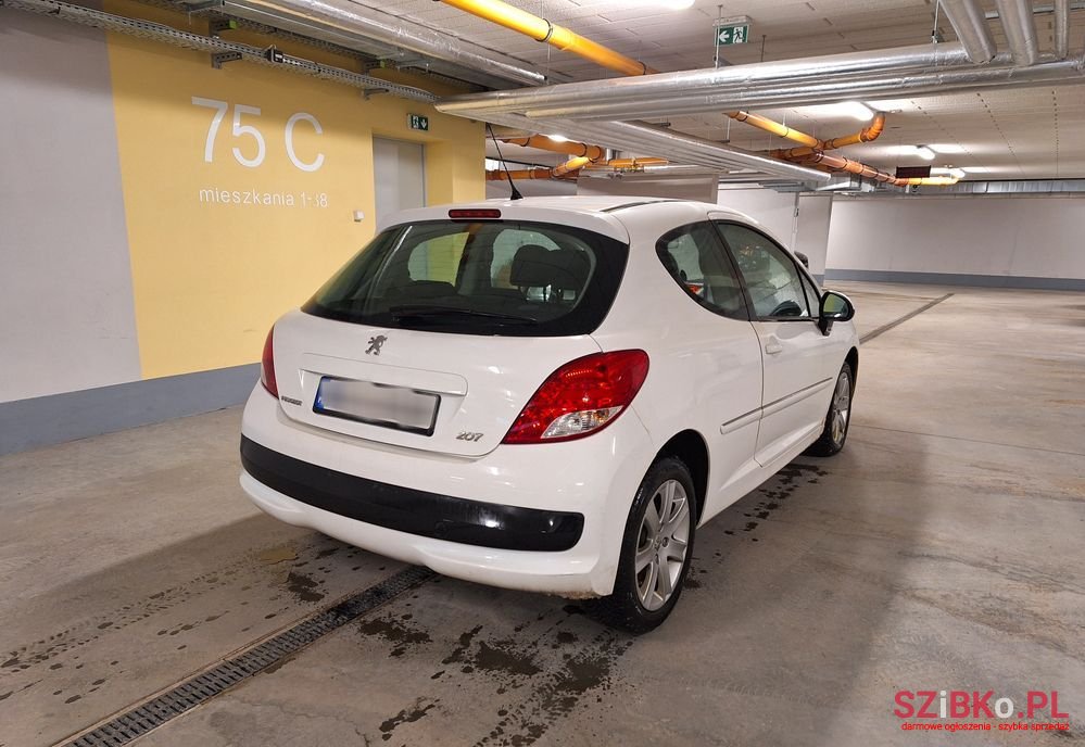 2011' Peugeot 207 photo #3