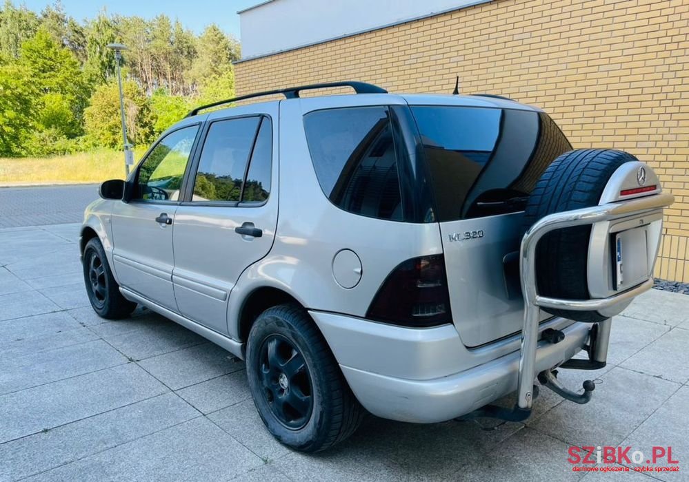 1999' Mercedes-Benz Ml 320 photo #2