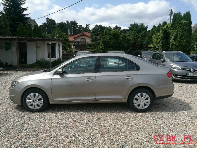 2016' SEAT Toledo photo #2