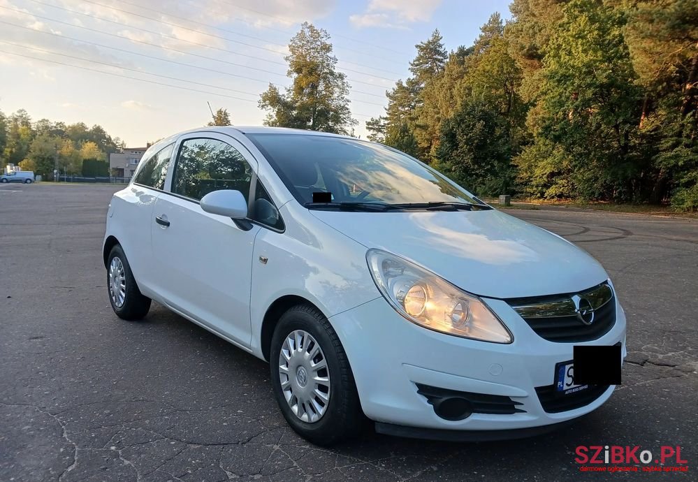 2010' Opel Corsa 1.2 16V Essentia photo #2