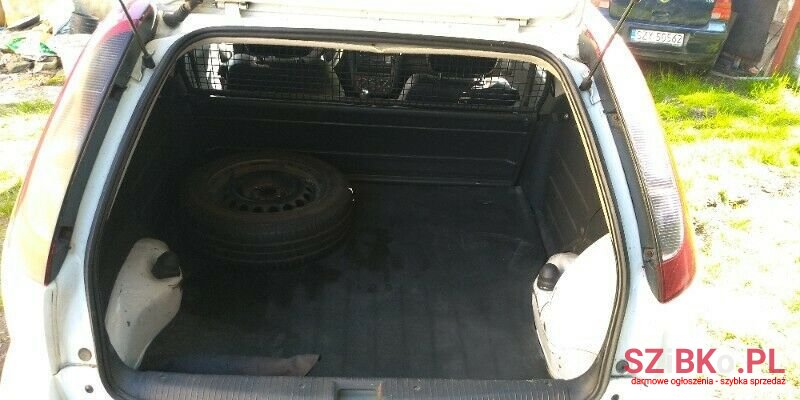 2006' Opel Corsa C photo #5