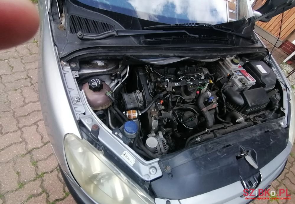 2001' Peugeot 307 2.0 Hdi photo #3