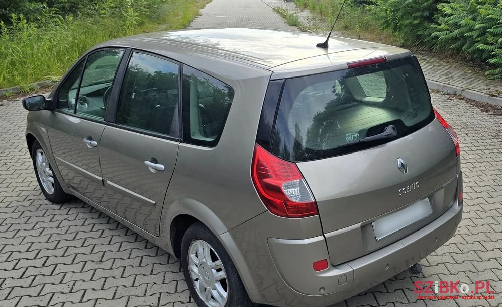 2008' Renault Scenic photo #5