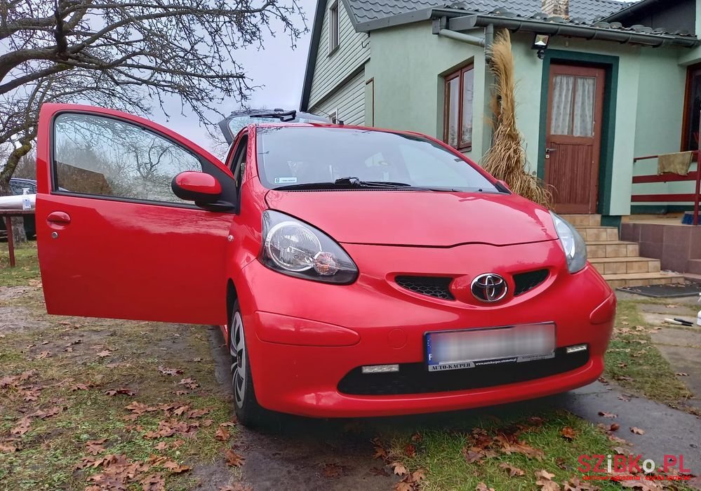 2008' Toyota Aygo photo #6