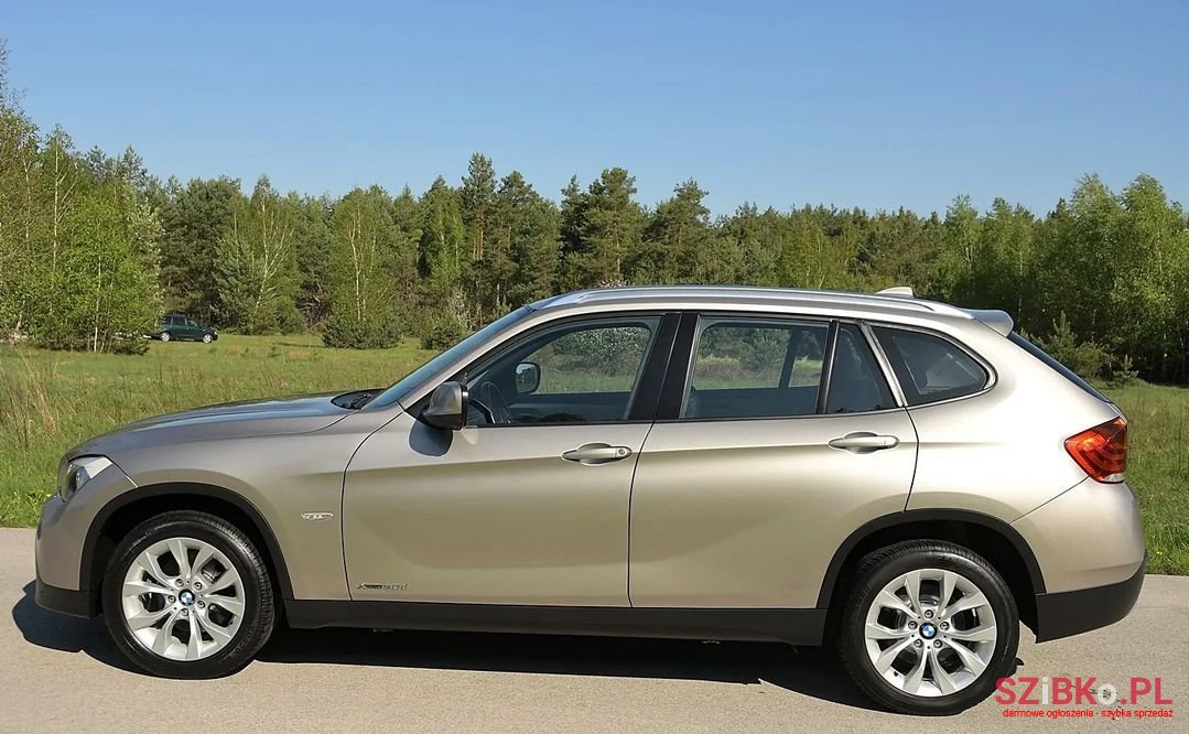 2011' BMW X1 photo #3