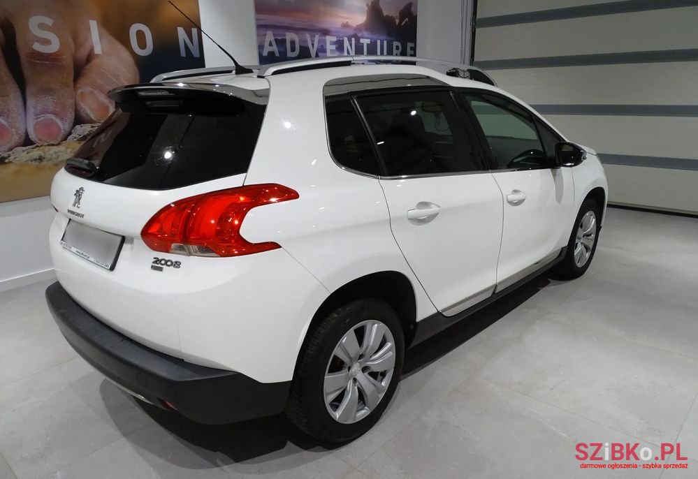 2014' Peugeot 2008 1.6 E-Hdi Allure S&S photo #6