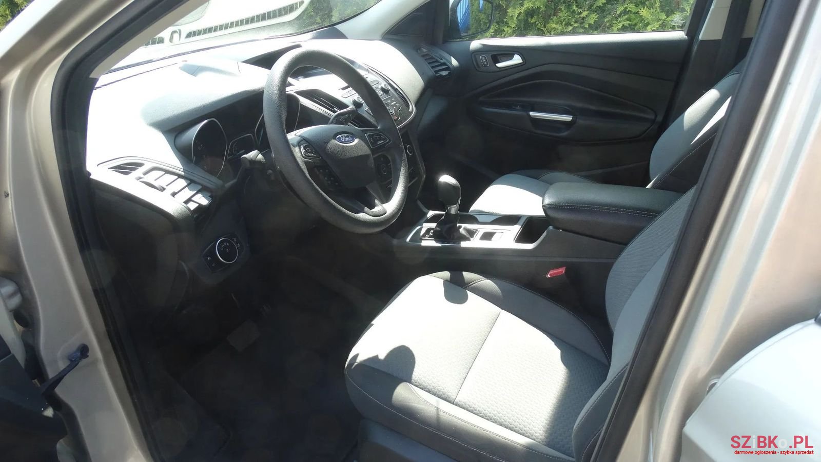 2017' Ford Kuga photo #4