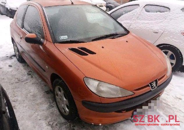 2001' Peugeot 206 photo #1