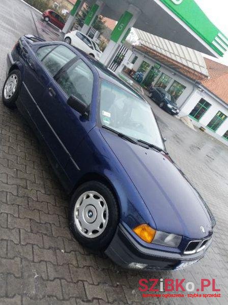 1993' BMW 3 Series photo #1