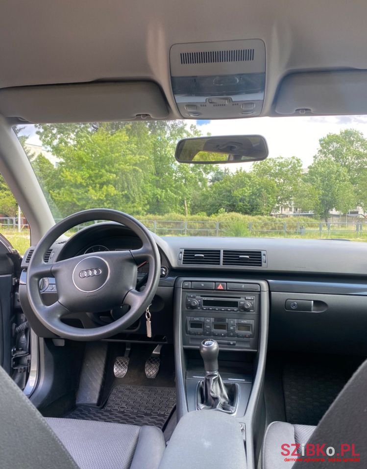 2004' Audi A4 Avant 2.0 photo #4