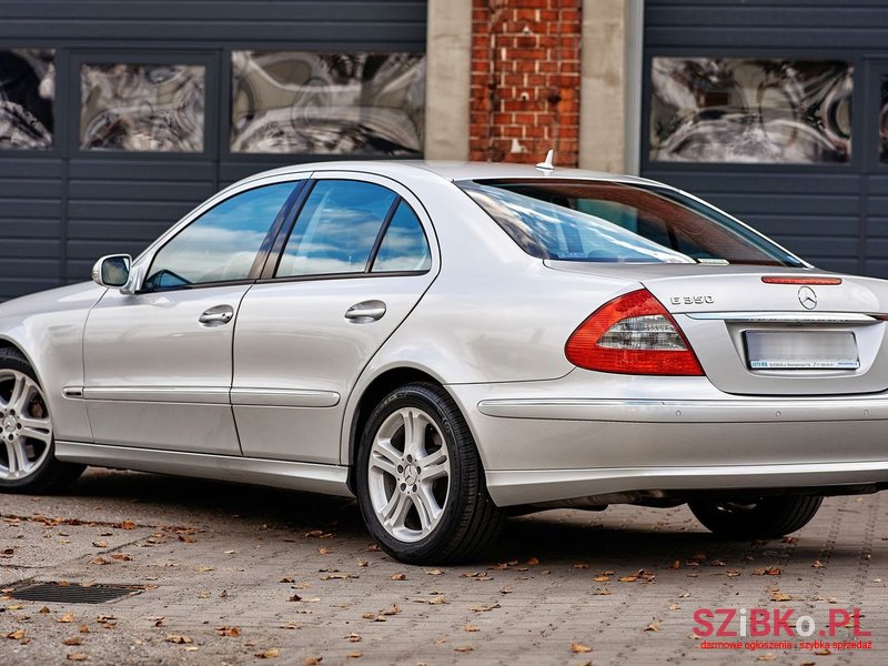 2007' Mercedes-Benz E-Class photo #4