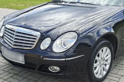 2008' Mercedes-Benz E-Class 200