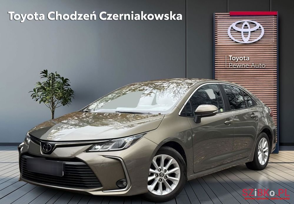 2022' Toyota Corolla photo #1