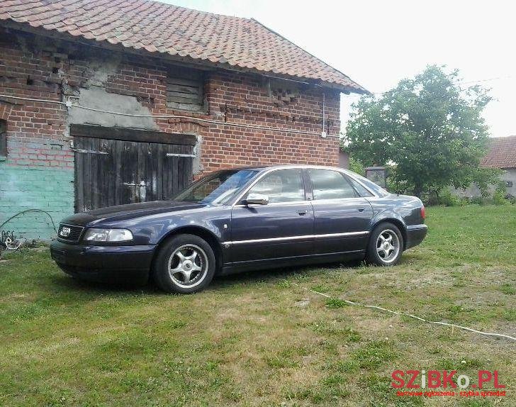 1994' Audi A8 photo #1