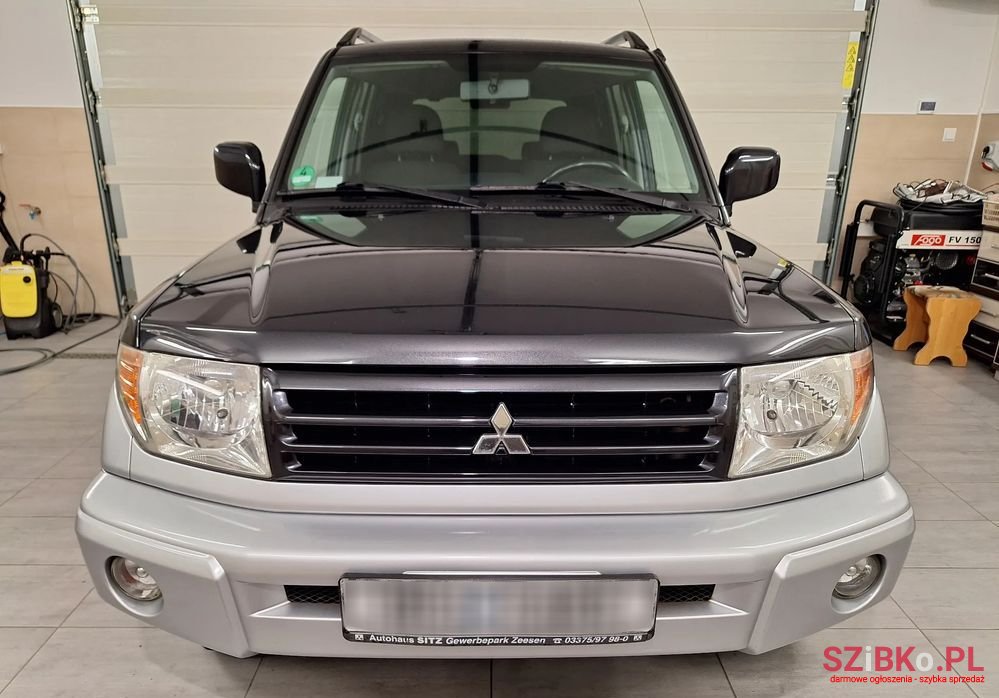 2005' Mitsubishi Pajero Pinin photo #3