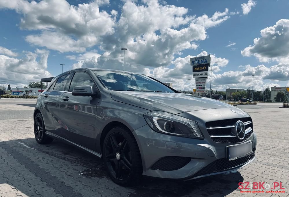 2013' Mercedes-Benz A-Class 180 photo #2