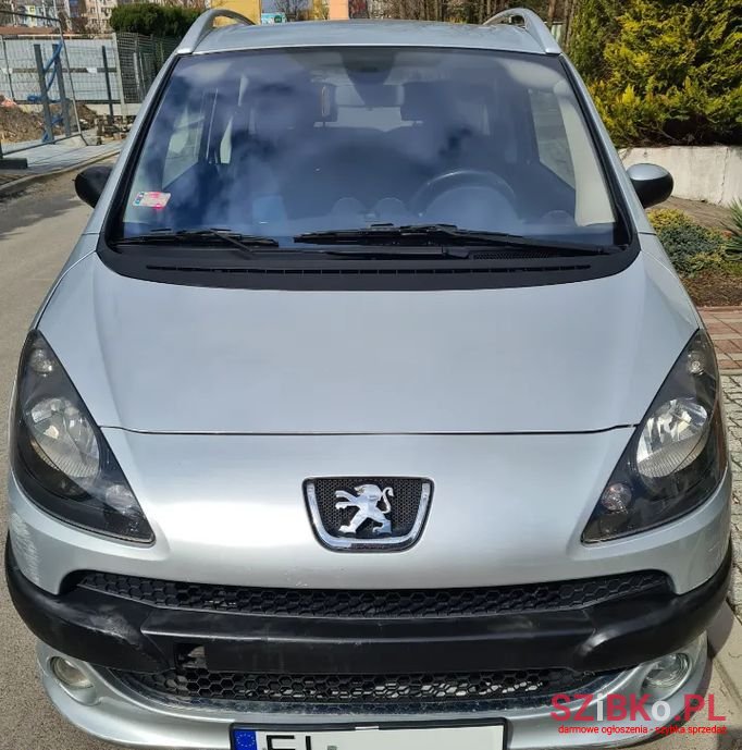 2007' Peugeot 1007 photo #4