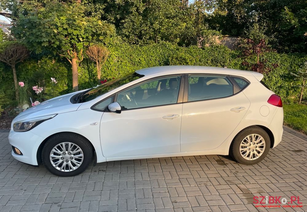 2013' Kia Ceed Cee'D 1.4 Crdi L photo #3
