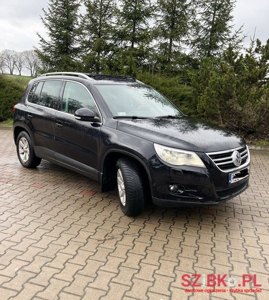 2009' Volkswagen Tiguan photo #4