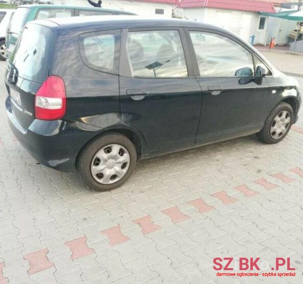 2004' Honda Jazz photo #1