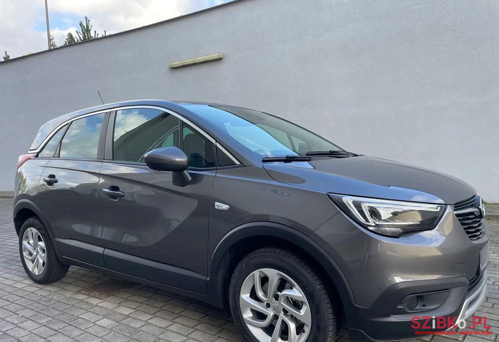 2020' Opel Crossland X photo #3