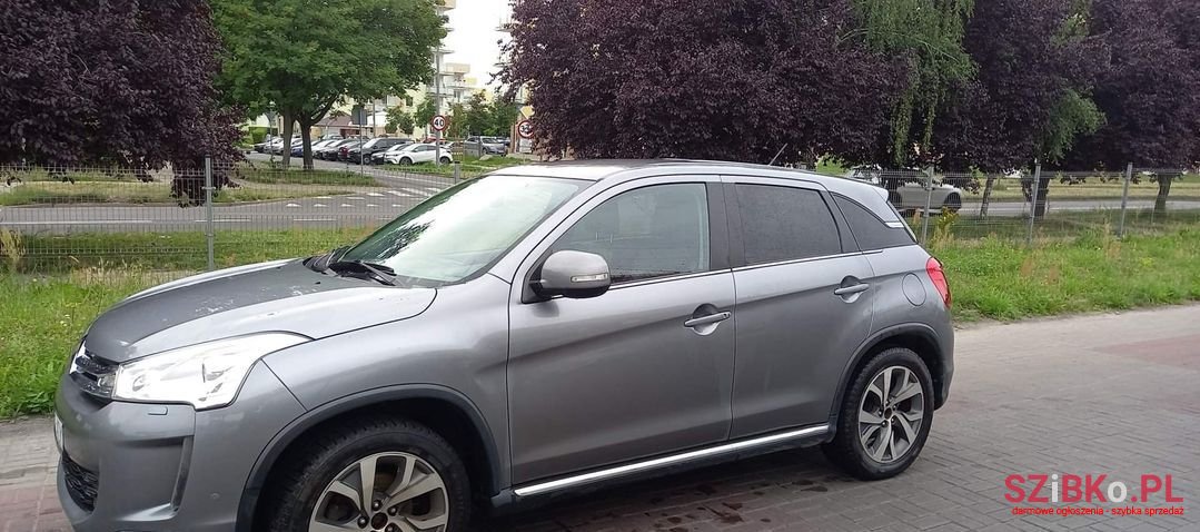 2013' Citroen C4 Aircross photo #4